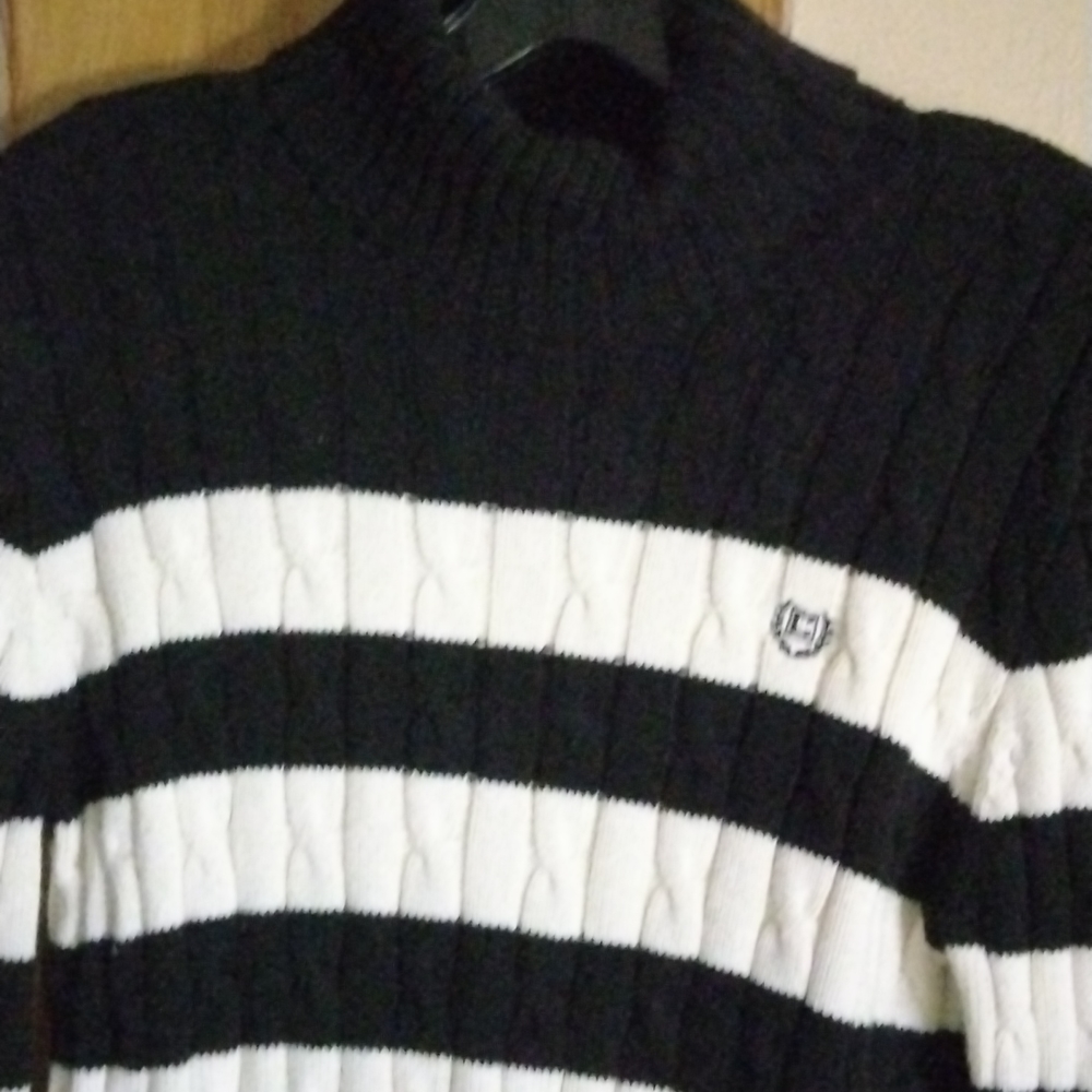 Black & Cream sweater